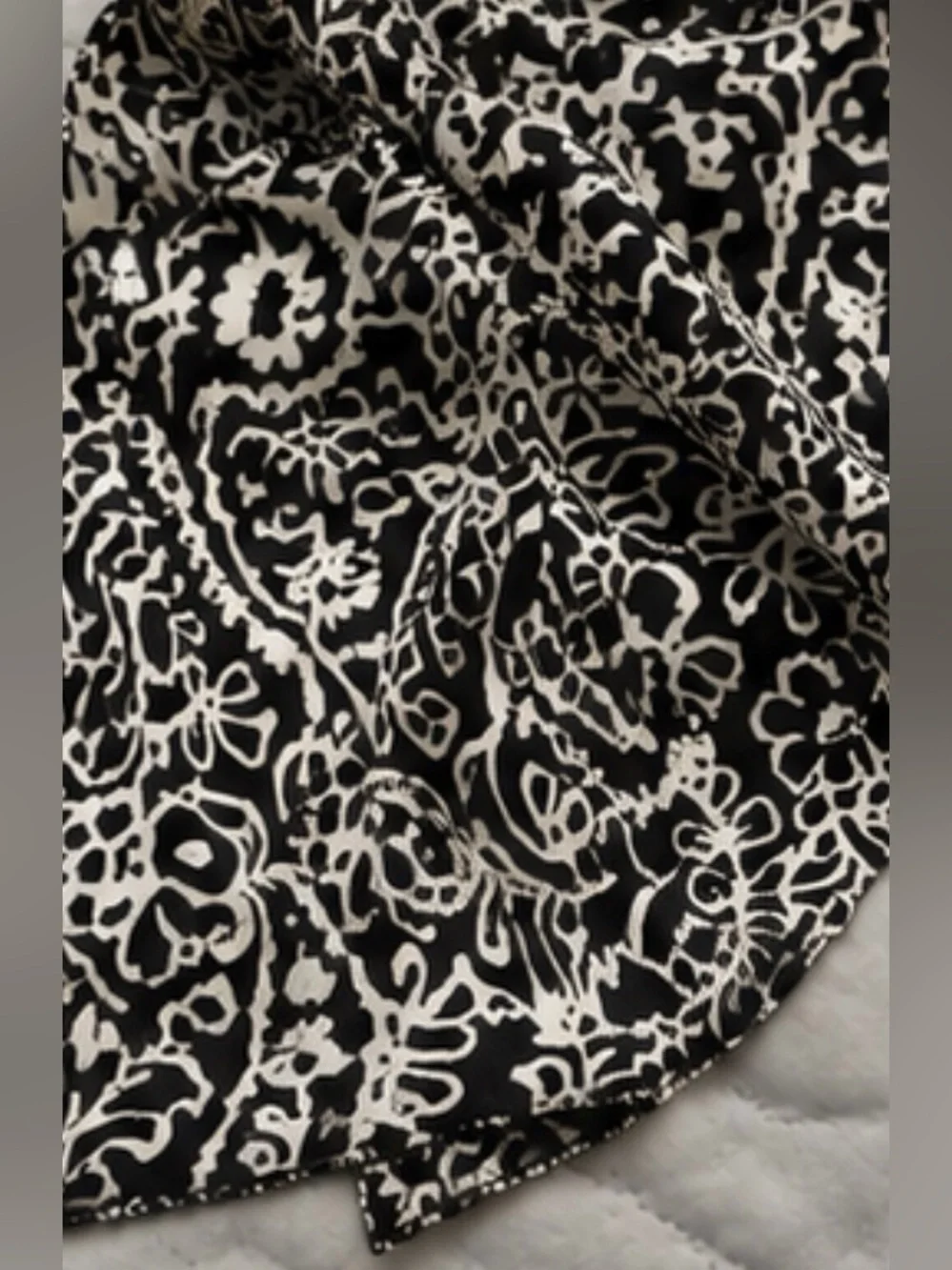 Black & White Paisley Skinny Scarf | Twilly Classic Monochrome Neck, Hair & Bag